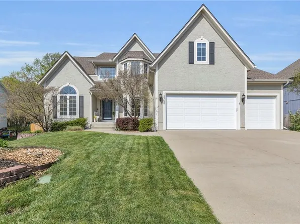 13708 Flint St, Overland Park, KS 66221
