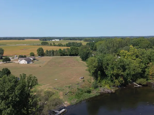 Locust St, Constantine, MI 49042