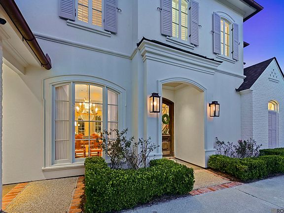 4th image of 18663 Santa Maria Dr
