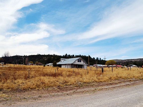 2nd image of 31 Canyon Dr