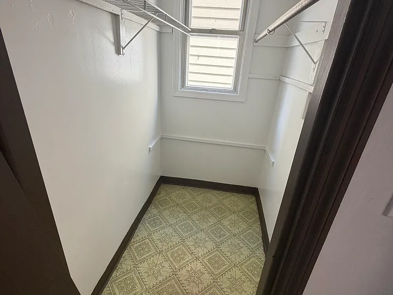 270 Born St #1 — Photo 4