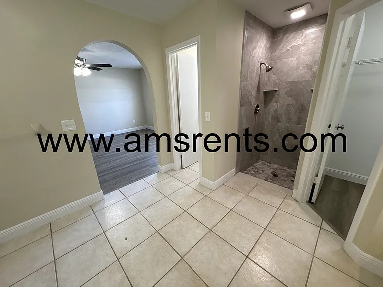 1080 Hali Ridge Ct — Photo 24