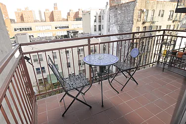 Rented by Nest Seekers International