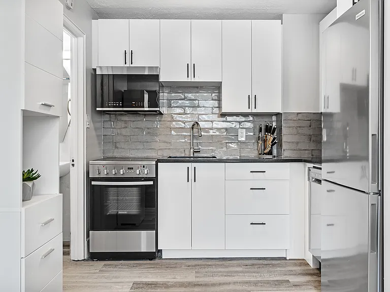 280 Laurier Ave E #52 — Photo 28