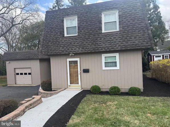 500 Little Falls St, Falls Church, VA 22046