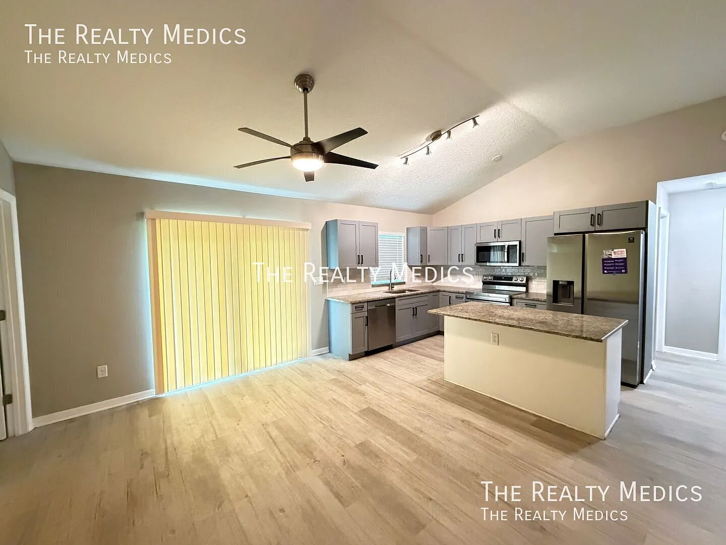 Awesome 3 Bd/2ba Home In Beautiful Ocala — Photo 4