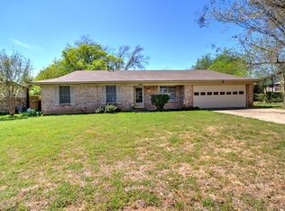 1304 Duane St, Benbrook, TX 76126