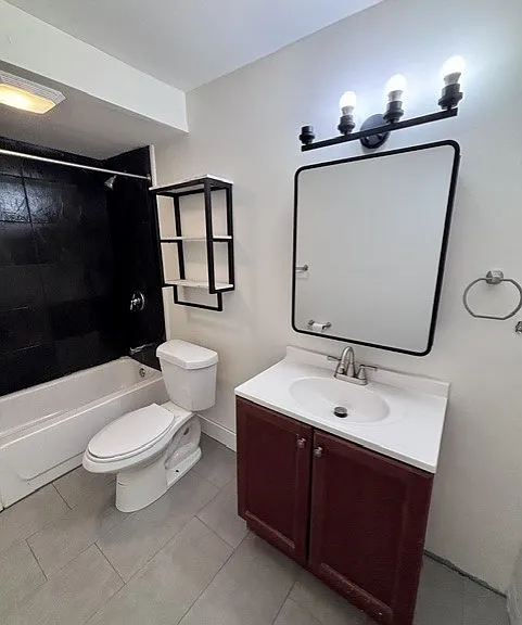 16808 Madison Ave #1 — Photo 2