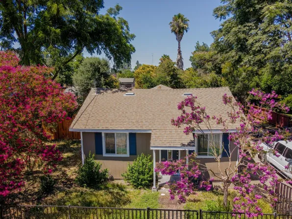 903 S Dawes Ave, Stockton, CA 95215