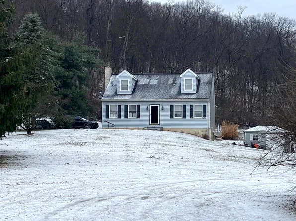 42 Daniel Dr, Mifflintown, PA 17059