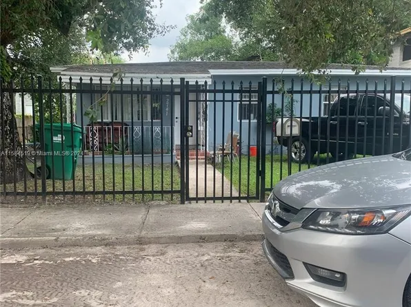 2741 NW 43rd Ter, Miami, FL 33142
