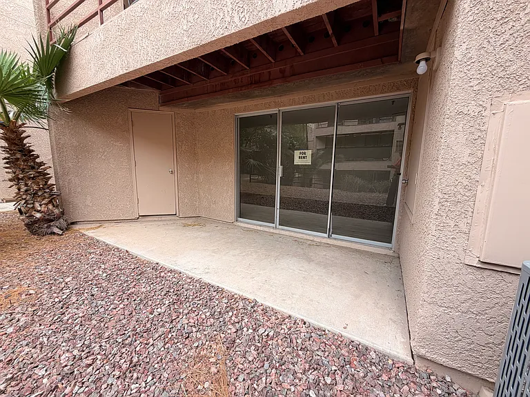 2601 W Broadway Blvd #195 — Photo 5