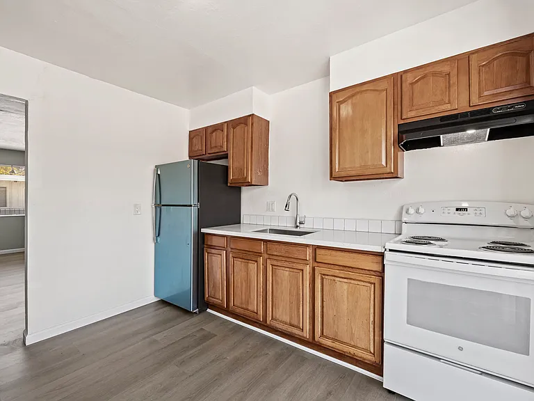 795 Sycamore Ave — Photo 7
