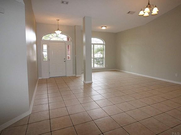 3rd image of 2048 Stennis Dr