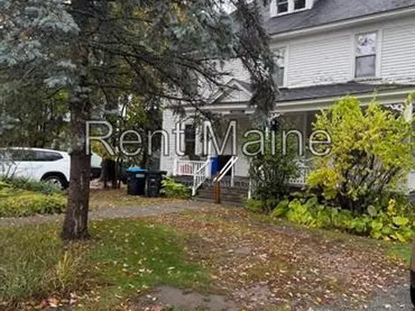 100 Main St #1, Orono, ME 04473