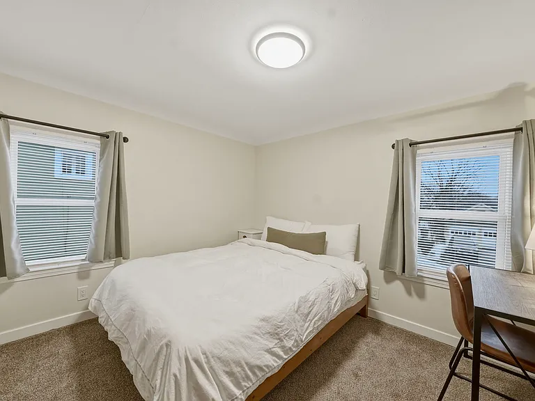 27 Winfield Ave #UPPER — Photo 9