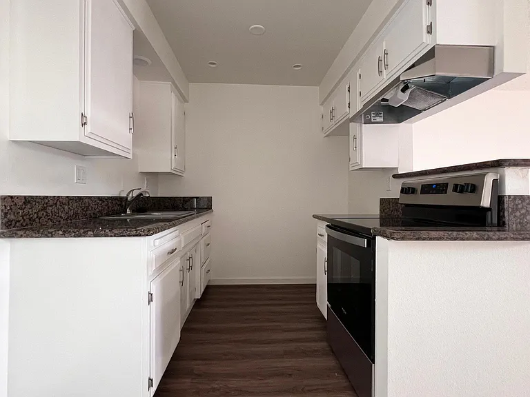 7210 Washington Ave #M — Photo 2