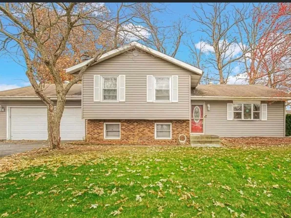 2511 Walnut Ln, Hobart, IN 46342