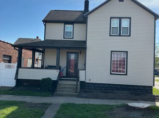 77 8th St NW, Barberton, OH 44203