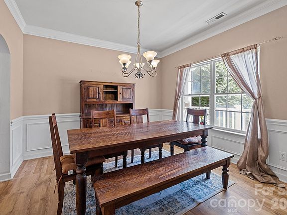 3rd image of 7218 Cascading Pines Dr