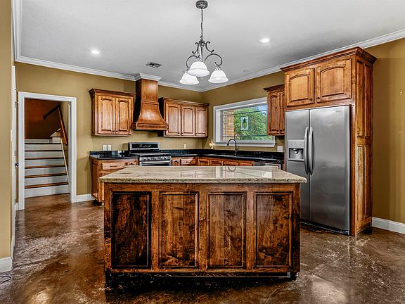 5th image of 1118 Bagdad Rd