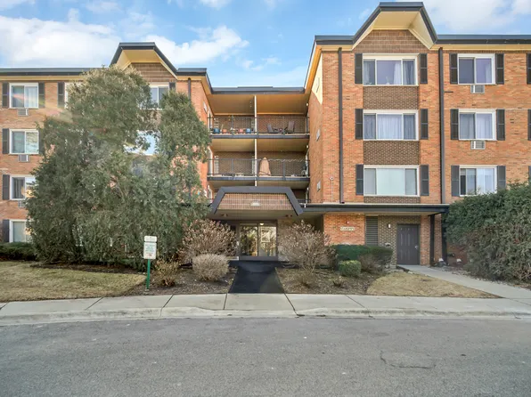 1217 S Old Wilke Rd APT 409, Arlington Heights, IL 60005