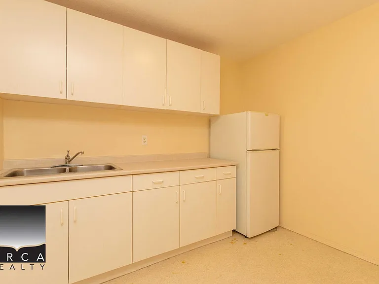 3015 Griffin Pl — Photo 16