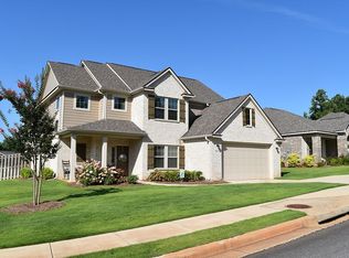 917 Falconer Dr, Auburn, AL 36832