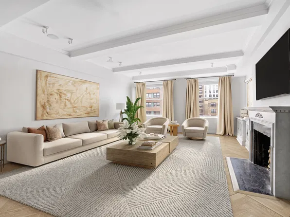 1040 Park Avenue image 1 of 18