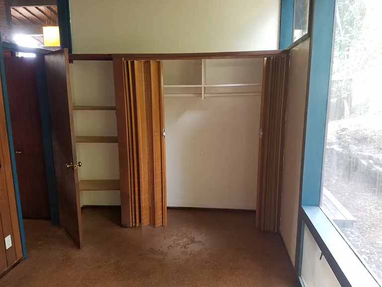 2497 Mission Ave — Photo 9