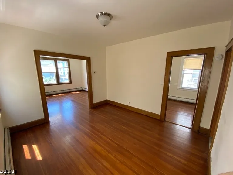 1353 Alina St #1 — Photo 2
