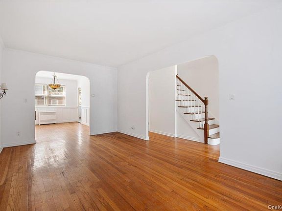 5th image of 169-16 32nd Avenue