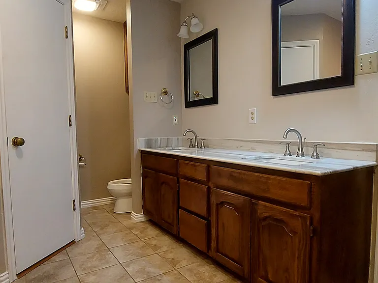 603 Spring Creek St — Photo 8