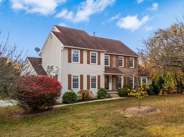 309 Taylor Ln, Lincoln University, PA 19352
