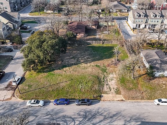 4th image of 510 Clay St