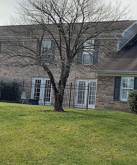 800 S Browns Ln #B3 — Photo 29