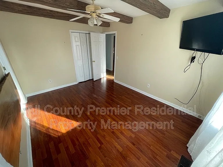 3138 Powhatan Ave — Photo 13