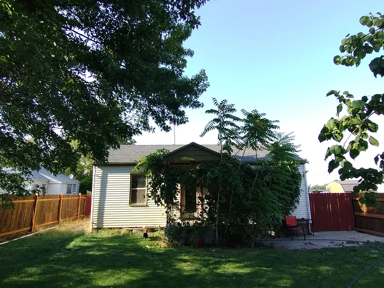 1022 W Bruneau Ave — Photo 3