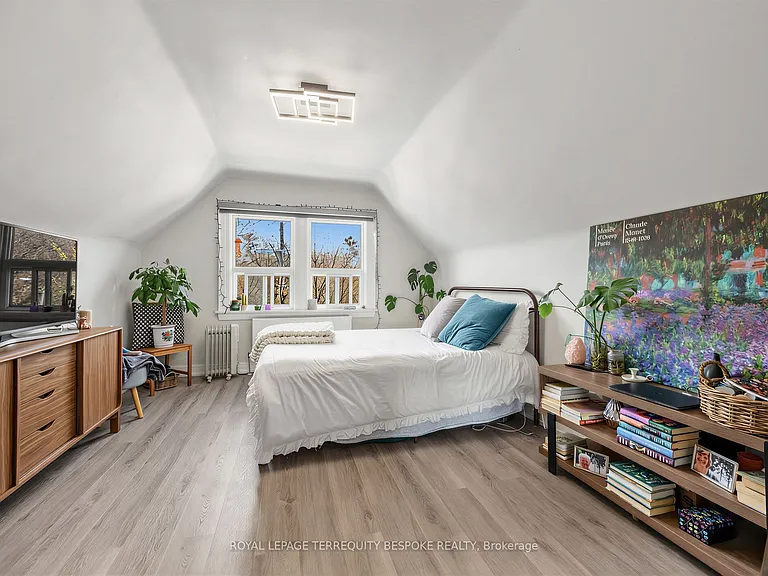 505 Parkside Dr #4 — Photo 2