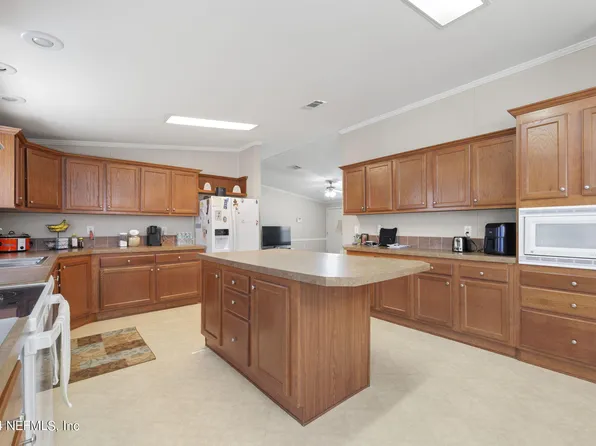 112 SHADY OAK Drive, Satsuma, FL 32189