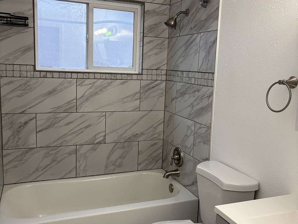 1st image of 813 E Sinto Ave #2