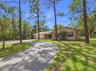 814 N Dunkenfield Ave, Crystal River, FL 34429