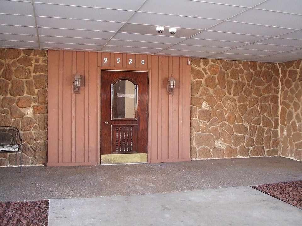 1st image of 9520 S Mayfield Ave #112