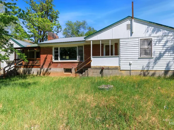 5208 Highway 52, Horseshoe Bend, ID 83629