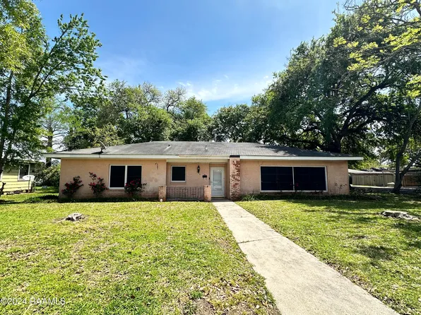 500 Azalea Dr, New Iberia, LA 70563