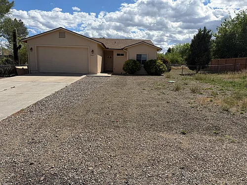 4613 E Bay Cir Photo 1