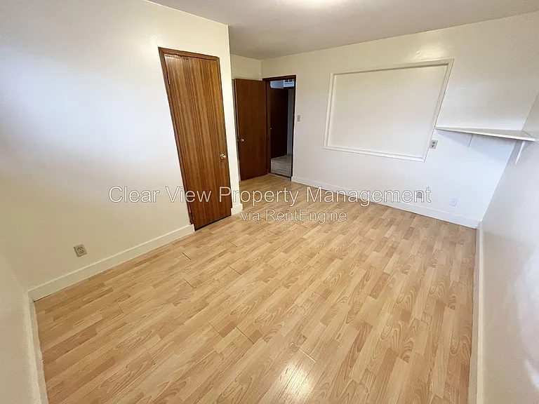 2210 Mayor Magrath Dr S — Photo 19