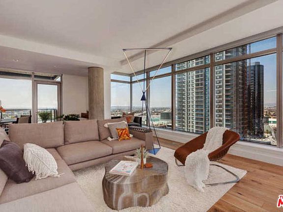 3rd image of 1155 S Grand Ave #2202 (ph102)