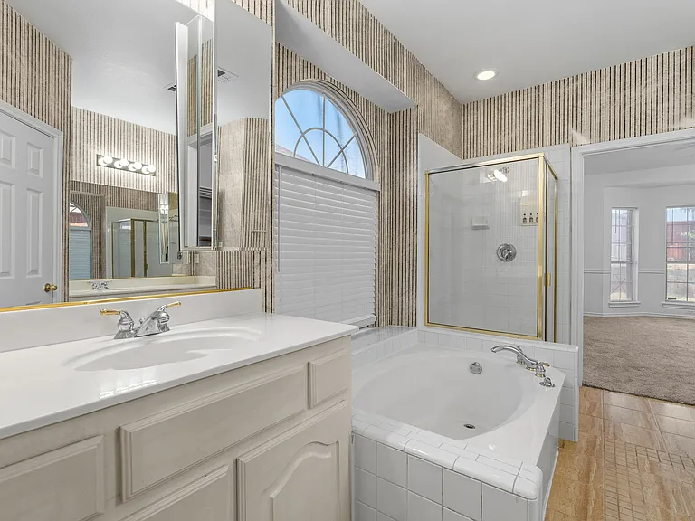 12945 Peach Tree Way — Photo 28