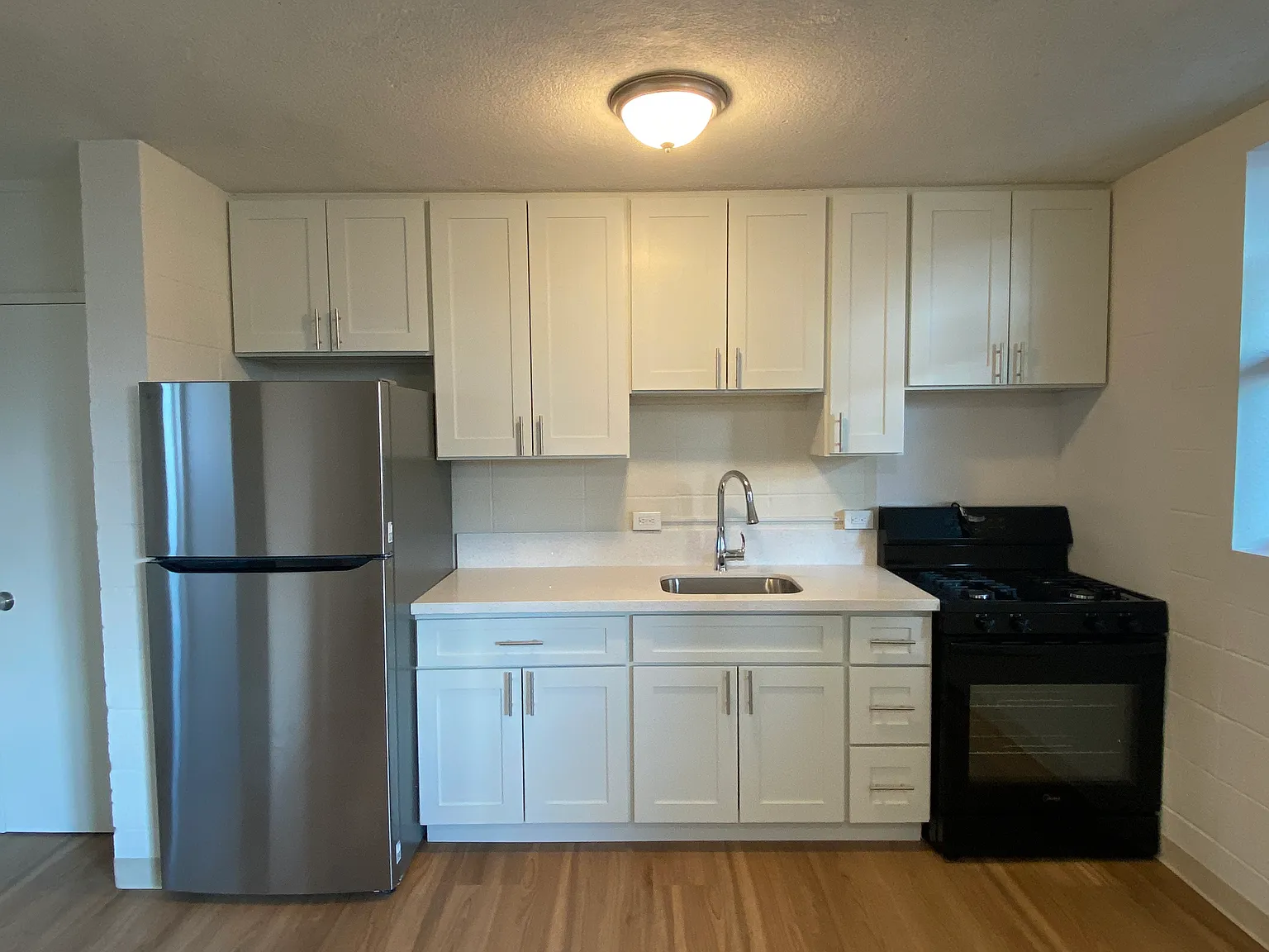 1 bed, 500 sqft, $1,950 — Photo 2